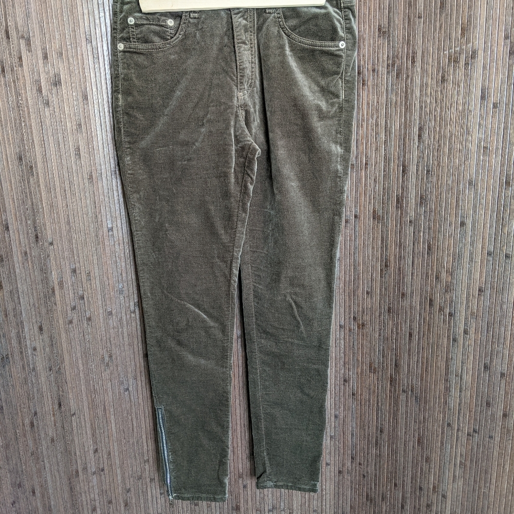 RAG & BONE 10" CAPRI JEAN OLIVE VELVET 28